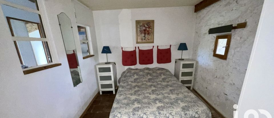 Gîte 15 pièces de 228 m² à Saint-Marcel-sur-Aude (11120)