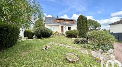 Traditional house 6 rooms of 140 m² in Semoy (45400)