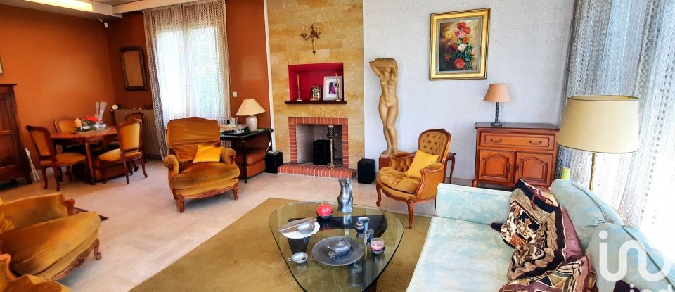 Traditional house 6 rooms of 165 m² in Montauban (82000)