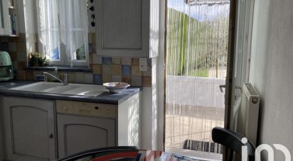 House 4 rooms of 103 m² in Tonnay-Charente (17430)