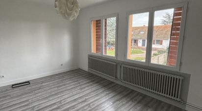 House 6 rooms of 123 m² in Pont-du-Château (63430)
