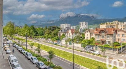 Apartment 3 rooms of 73 m² in Grenoble (38100)