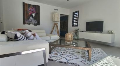 House 5 rooms of 105 m² in Bandol (83150)