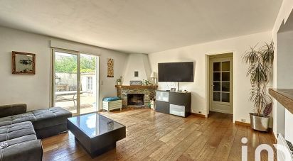 House 6 rooms of 130 m² in Orly (94310)