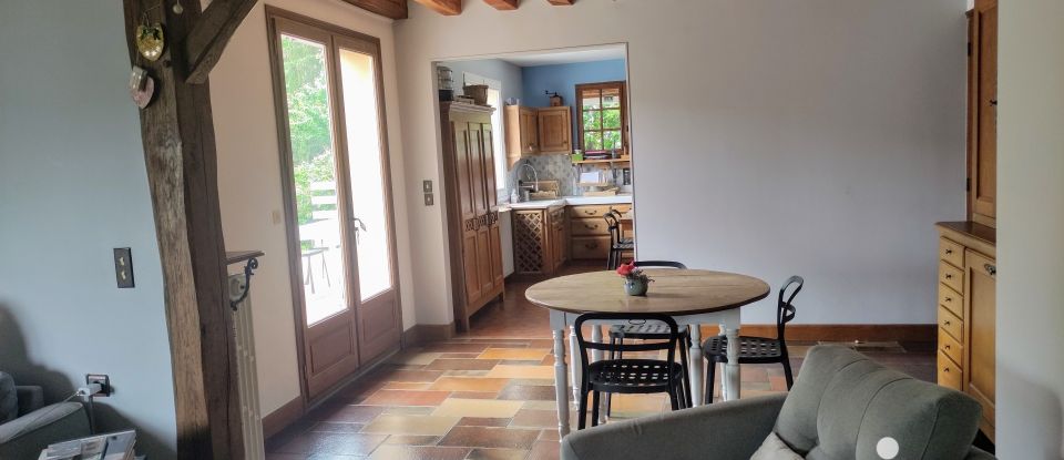 Traditional house 7 rooms of 160 m² in Luisant (28600)