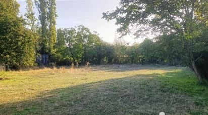 Land of 1,700 m² in DOUÉ EN ANJOU (49700)