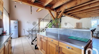 Traditional house 4 rooms of 164 m² in Fontès (34320)