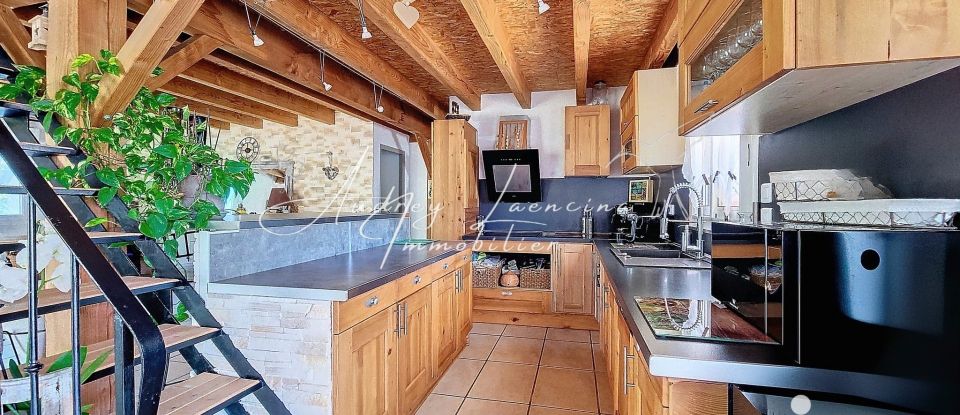 Traditional house 4 rooms of 164 m² in Fontès (34320)