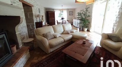 Village house 5 rooms of 170 m² in Sansais (79270)