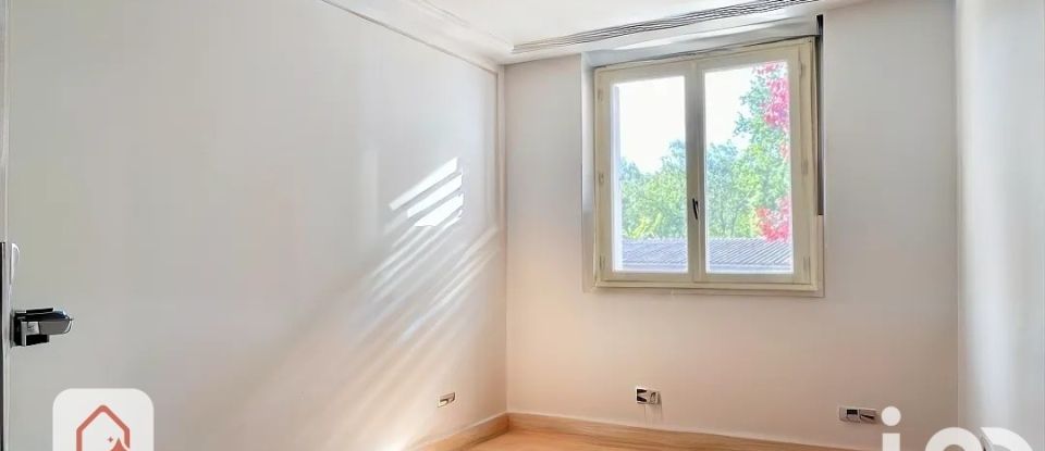 Appartement 3 pièces de 64 m² à Saint-Julien-les-Villas (10800)