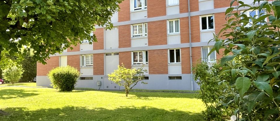 Appartement 3 pièces de 64 m² à Saint-Julien-les-Villas (10800)