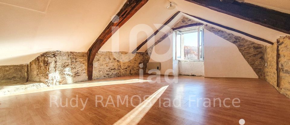 Maison de village 3 pièces de 54 m² à Vézins-de-Lévézou (12780)