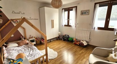 House 5 rooms of 94 m² in Mannevillette (76290)