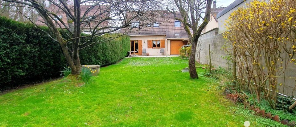 Pavillon 4 pièces de 86 m² à Vaujours (93410)