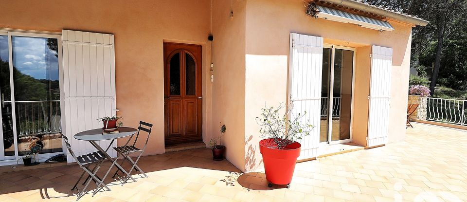 Traditional house 7 rooms of 185 m² in Rochegude (26790)