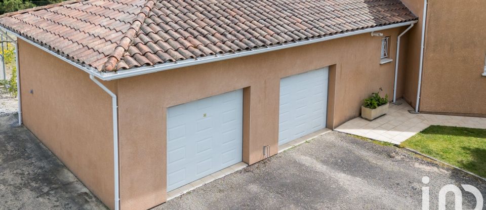 Maison d’architecte 6 pièces de 181 m² à Rion-des-Landes (40370)