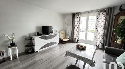 Appartement 2 pièces de 47 m² à Arcueil (94110)