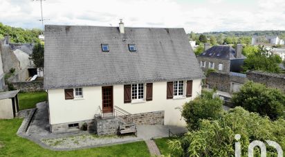 Traditional house 6 rooms of 135 m² in Coutances (50200)