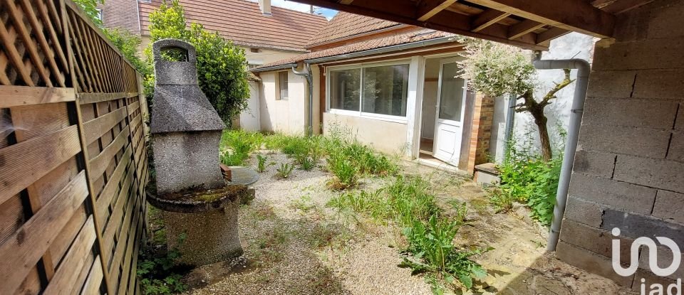 Village house 4 rooms of 118 m² in Courcelles-Frémoy (21460)