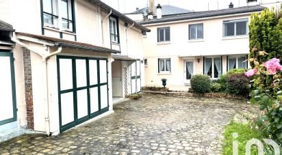 Maison traditionnelle 7 pièces de 180 m² à Épinay-sous-Sénart (91860)