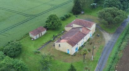 Maison 9 pièces de 257 m² à Foussais-Payré (85240)