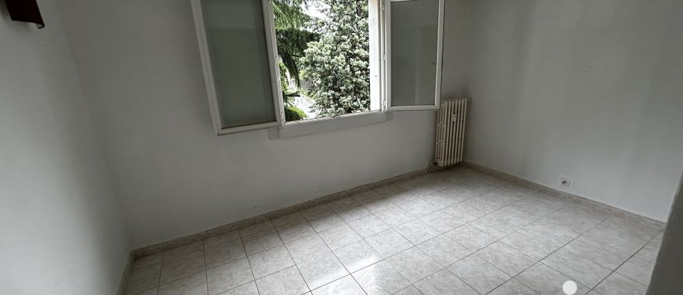 Apartment 3 rooms of 69 m² in Nîmes (30000)