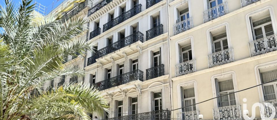 Appartement 5 pièces de 160 m² à Toulon (83000)