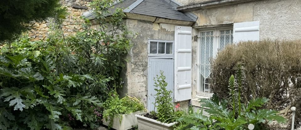 Maison 10 pièces de 200 m² à Barbezieux-Saint-Hilaire (16300)