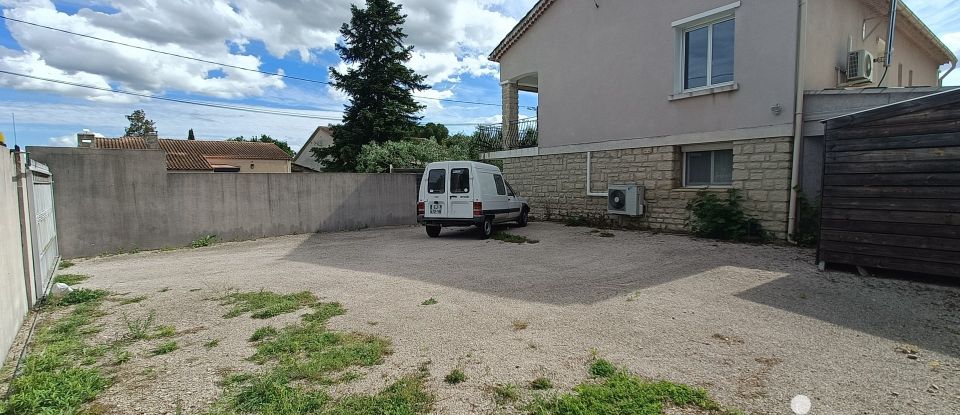 Maison 6 pièces de 180 m² à Entraigues-sur-la-Sorgue (84320)