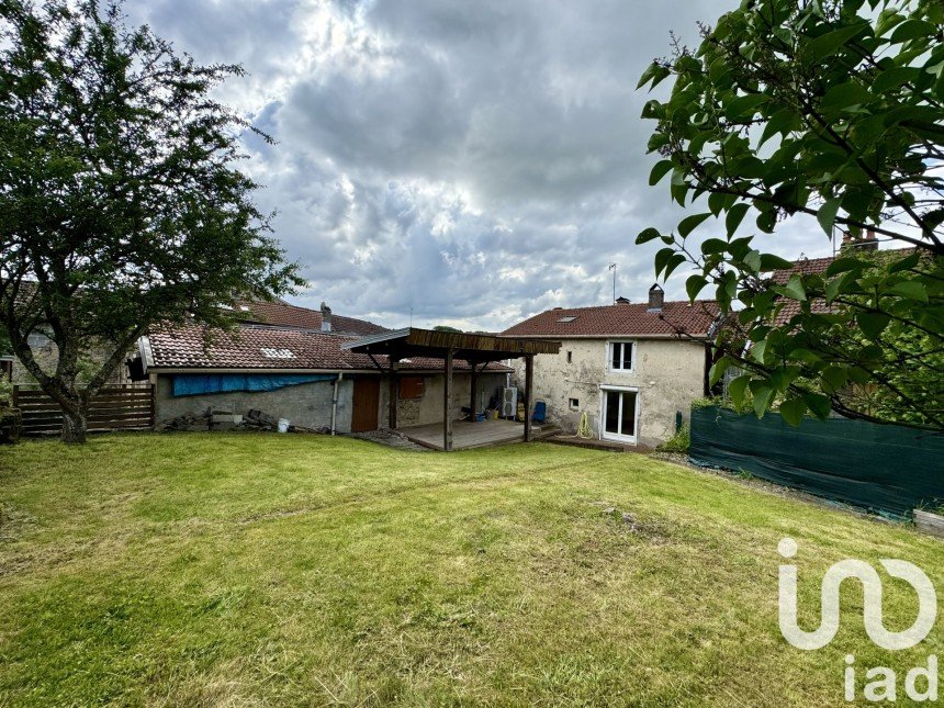 Village house 6 rooms of 144 m² in Dompaire (88270)