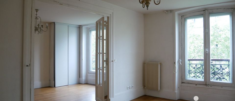 Appartement 4 pièces de 88 m² à Paris (75010)