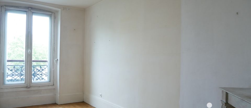 Appartement 4 pièces de 88 m² à Paris (75010)