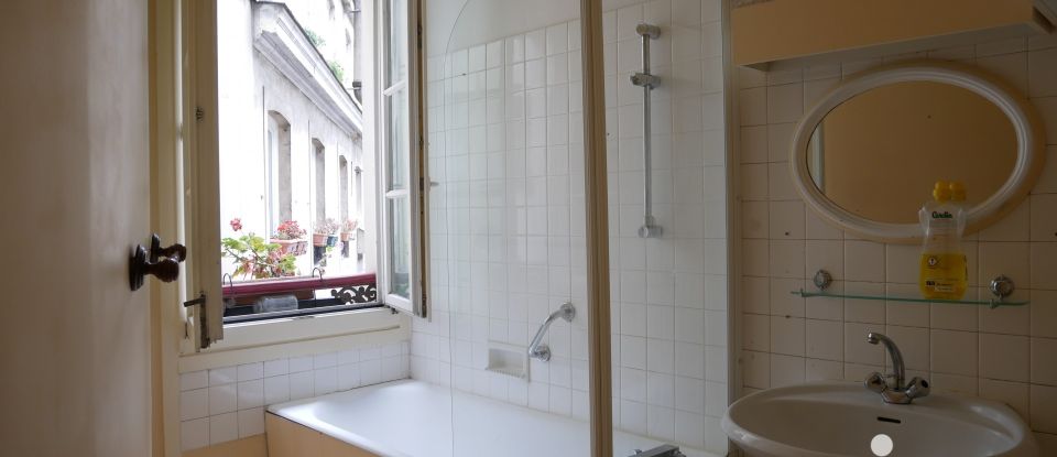 Appartement 4 pièces de 88 m² à Paris (75010)