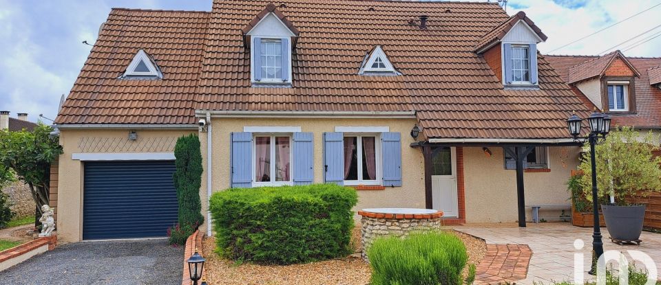 Maison traditionnelle 8 pièces de 143 m² à Villemandeur (45700)