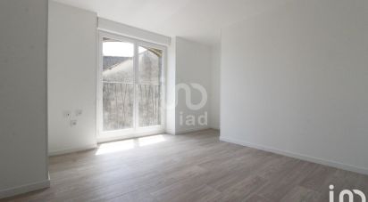 Maison 4 pièces de 82 m² à Cornus (12540)