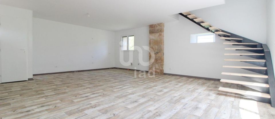 House 4 rooms of 82 m² in Cornus (12540)