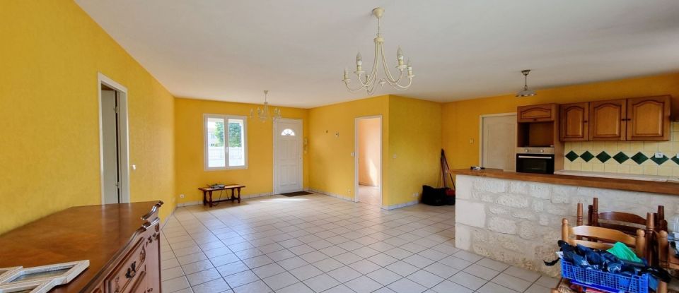 Maison 5 pièces de 115 m² à Vouneuil-sous-Biard (86580)