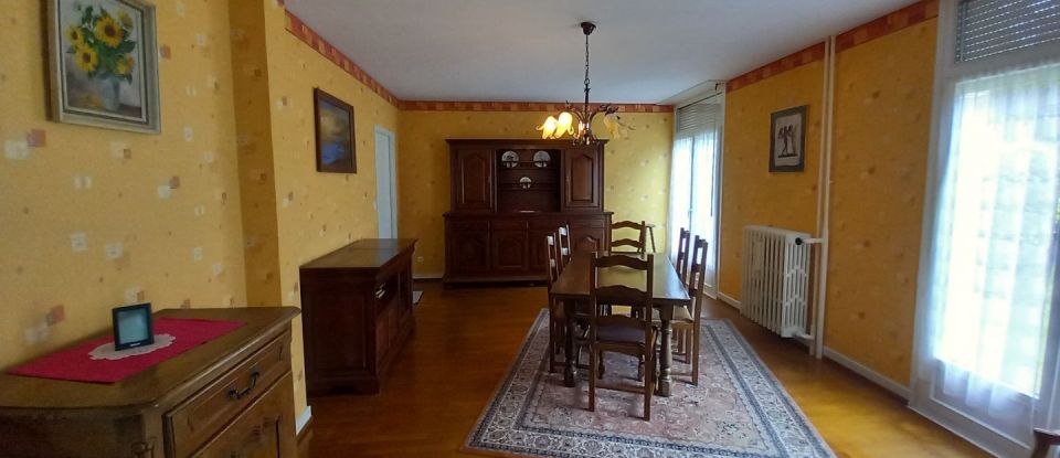 House 7 rooms of 140 m² in Saint-Avold (57500)