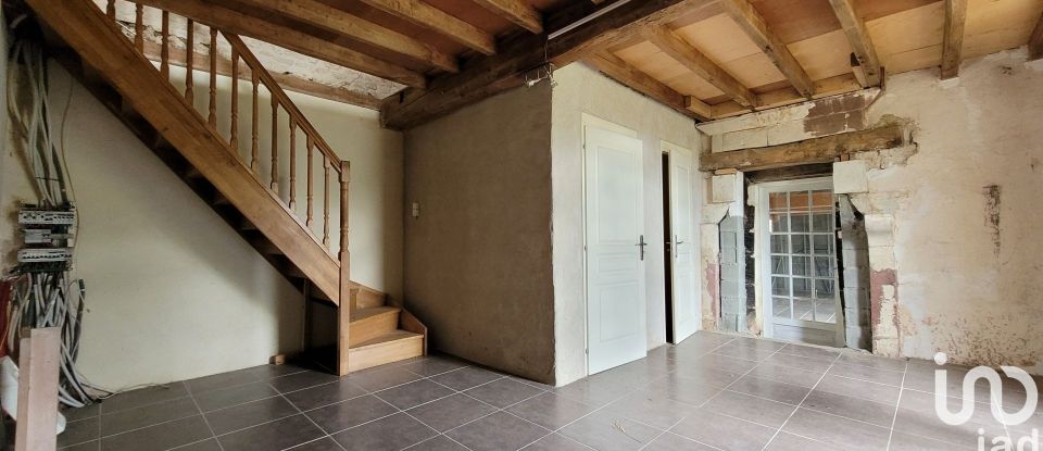 House 5 rooms of 193 m² in Marnes (79600)