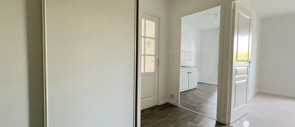 Apartment 2 rooms of 53 m² in Trignac (44570)