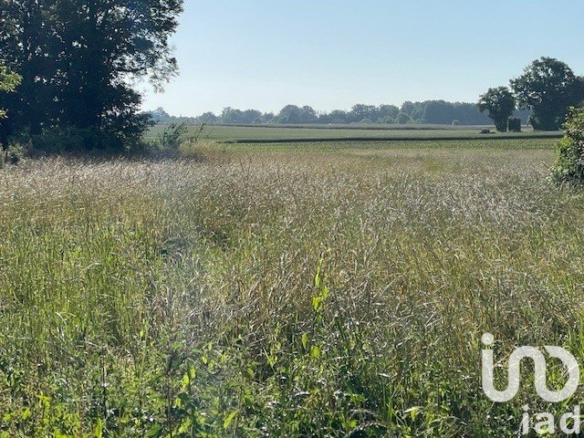 Terrain de 850 m² à Nieul-lès-Saintes (17810)