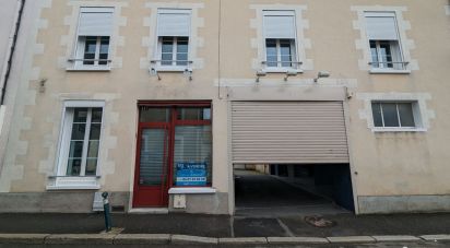 Business premises of 500 m² in Écommoy (72220)