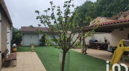 Country house 3 rooms of 112 m² in RAPHELE-LES-ARLES (13280)