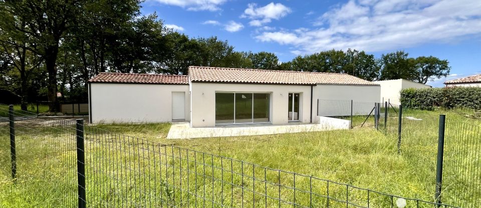 Maison 4 pièces de 89 m² à Martinet (85150)