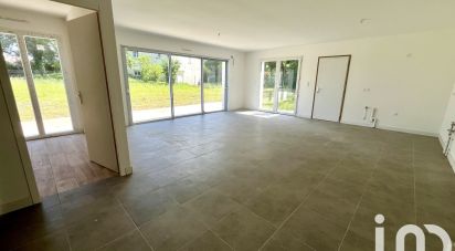 House 4 rooms of 89 m² in Martinet (85150)