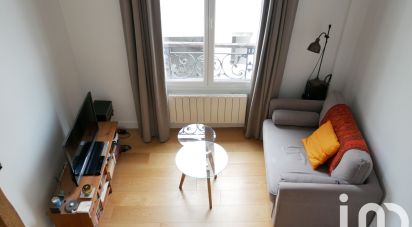 Studio 1 room of 30 m² in Paris (75003)