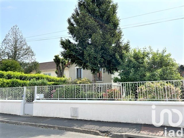 Maison traditionnelle 3 pièces de 90 m² à Champigny-sur-Marne (94500)