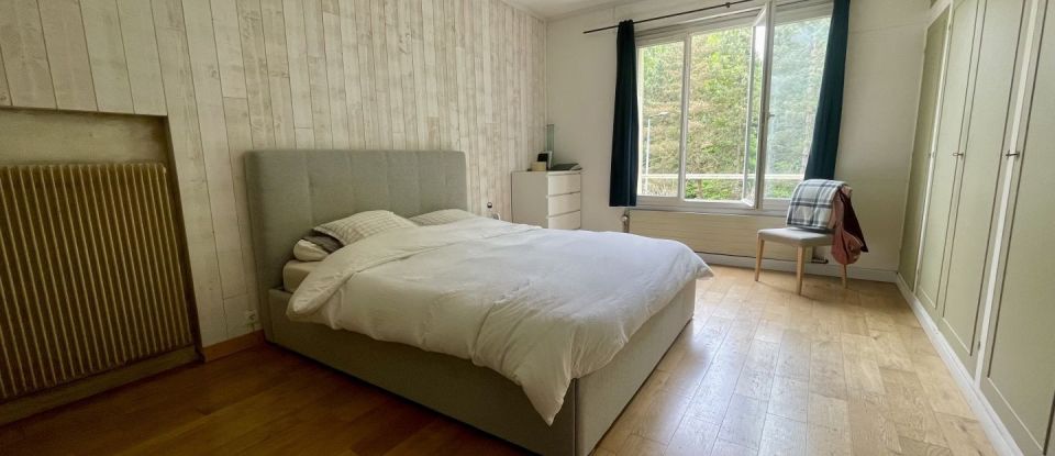 Maison 7 pièces de 174 m² à L'Étang-la-Ville (78620)