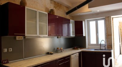 House 10 rooms of 300 m² in Agris (16110)