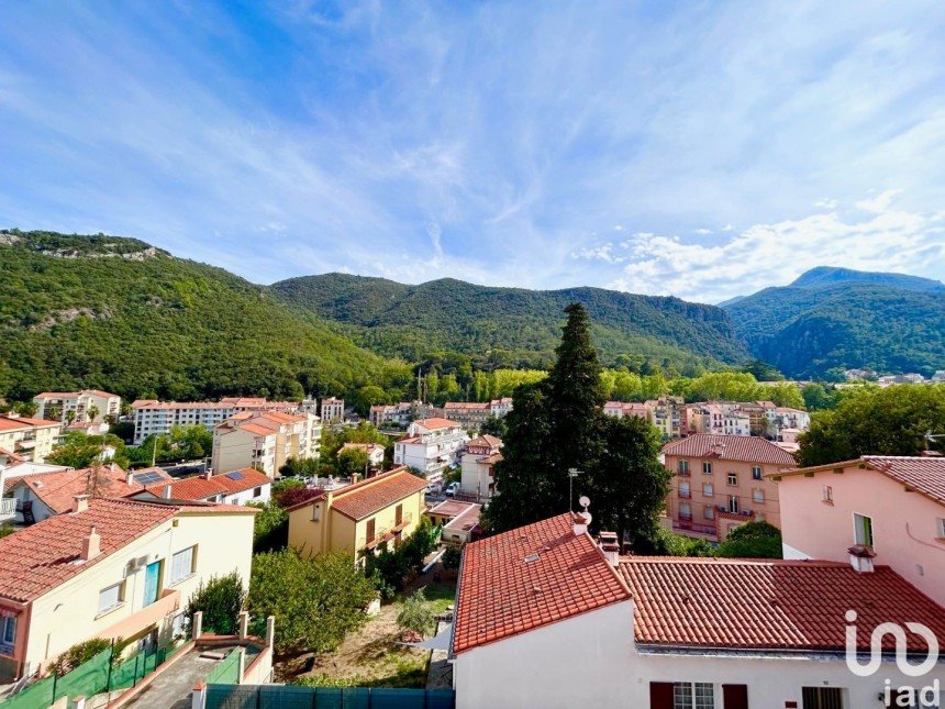 Apartment 2 rooms of 45 m² in Amélie-les-Bains-Palalda (66110)